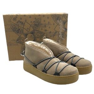 Free People Snow Drop Micro MukLuk Shoes Size 8